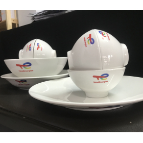 In Trên Cốc Chén Đồ Gốm Sứ | In Logo Bền Đẹp – Giá Xưởng