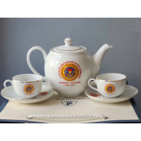 In Logo lên bộ bình trà bằng gốm sứ – Phong Cách - Sang Trọng, Bền Đẹp
